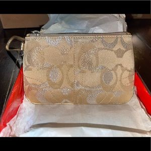 VINTAGE BRAND NEW coach wristlet